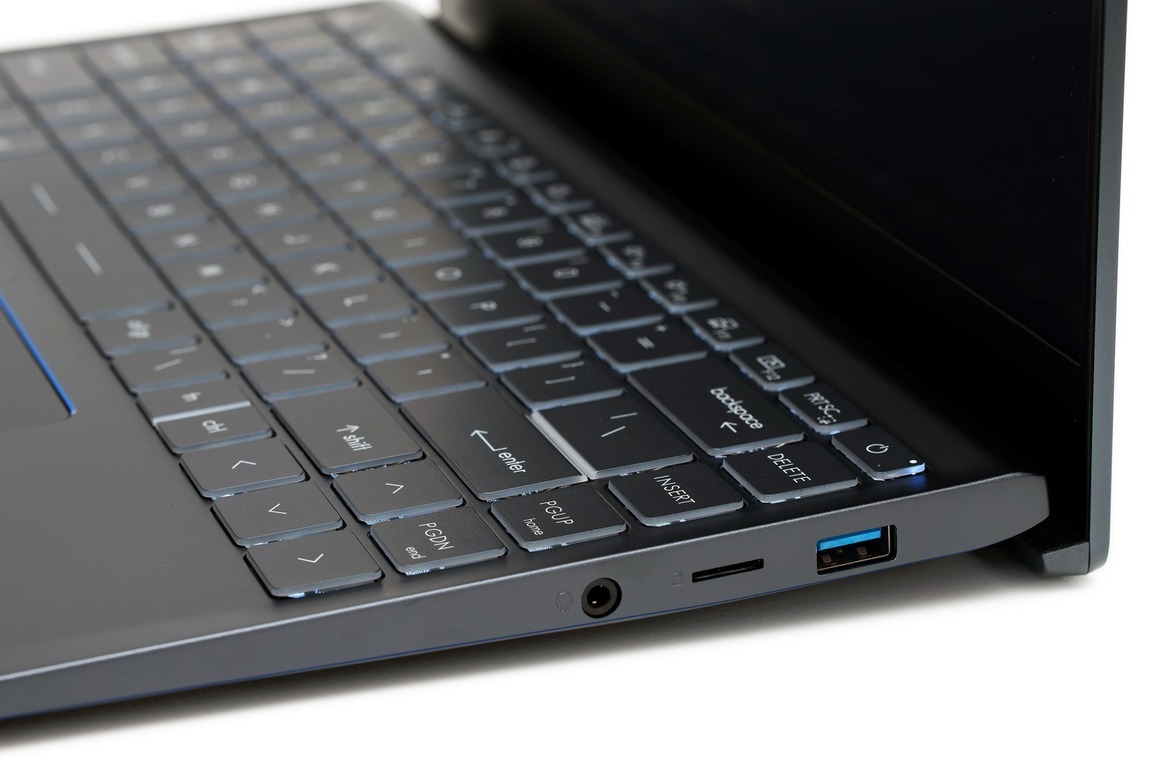 Intel Core i7-1195G7 Performance: MSI’s Prestige 14 EVO Flies
