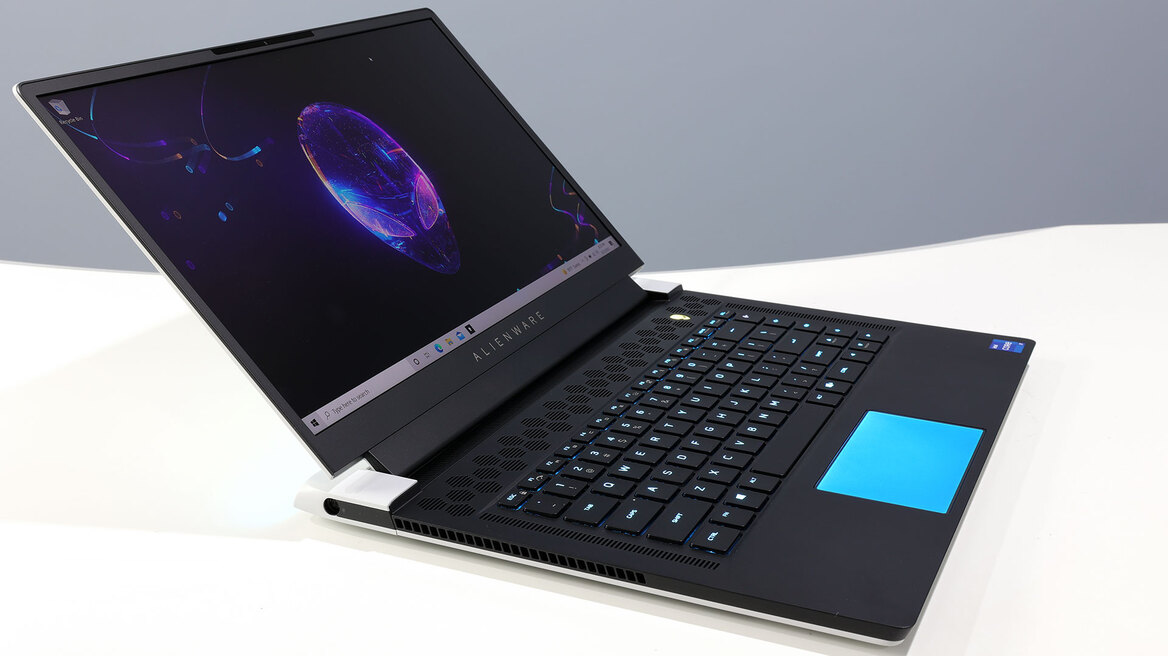 Alienware X15 Gaming Laptop Review: A Svelte Stunner With Caveats