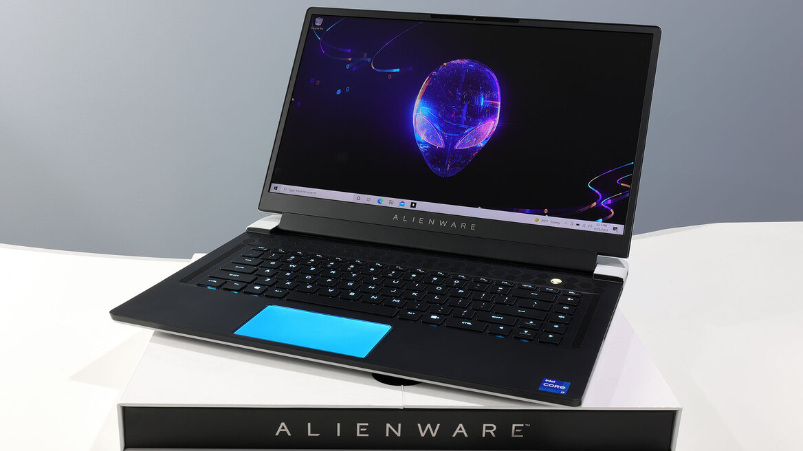 Alienware X15 Gaming Laptop Review: A Svelte Stunner With Caveats