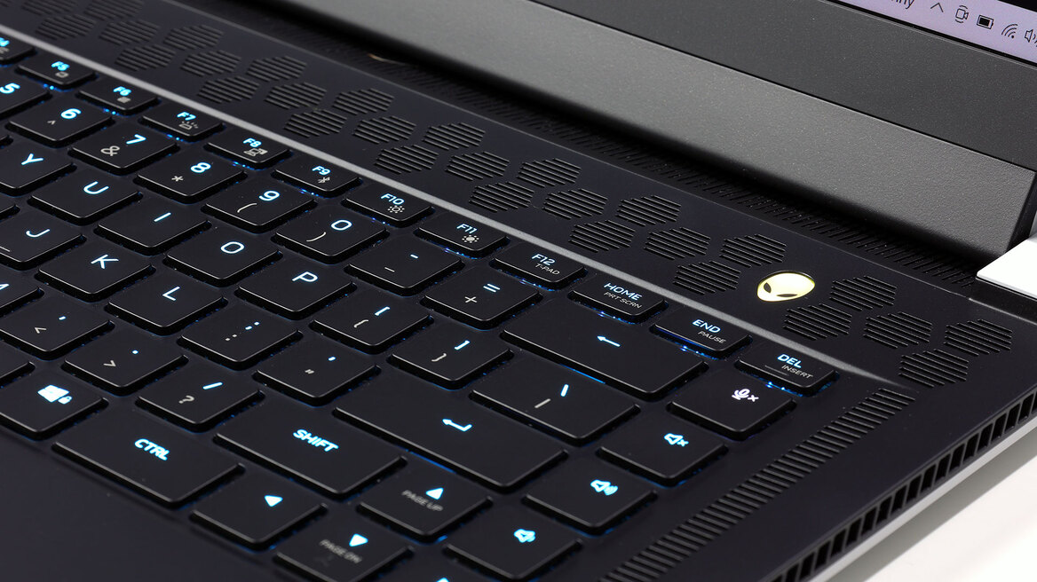 Alienware X15 Gaming Laptop Review: A Svelte Stunner With Caveats