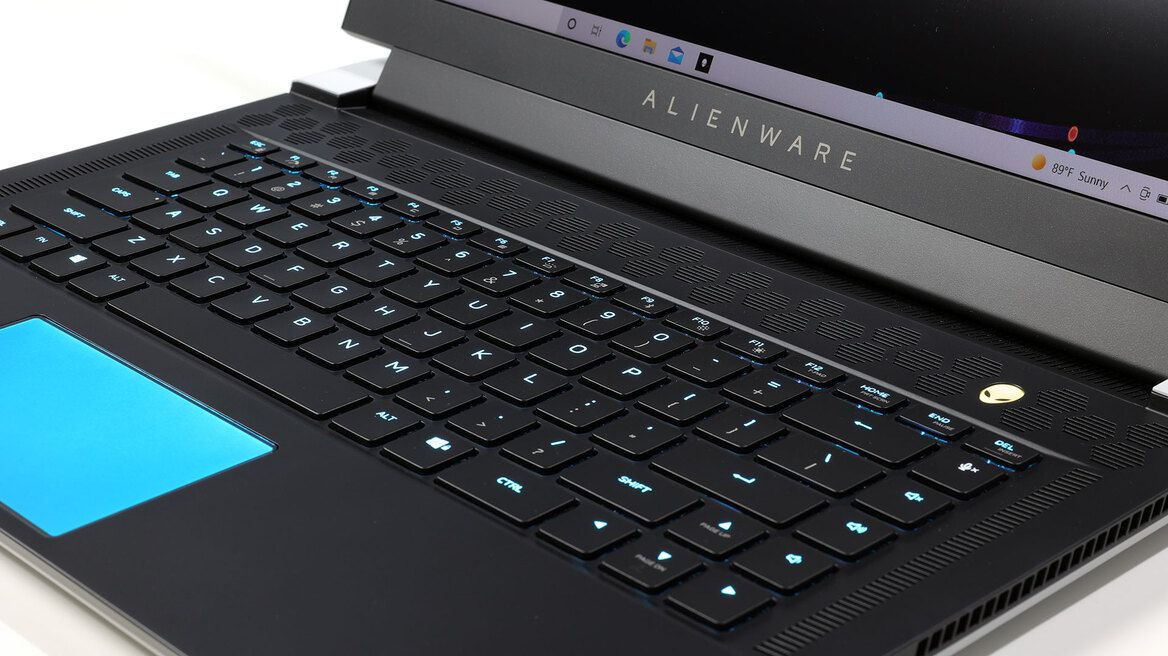 Alienware X15 Gaming Laptop Review: A Svelte Stunner With Caveats