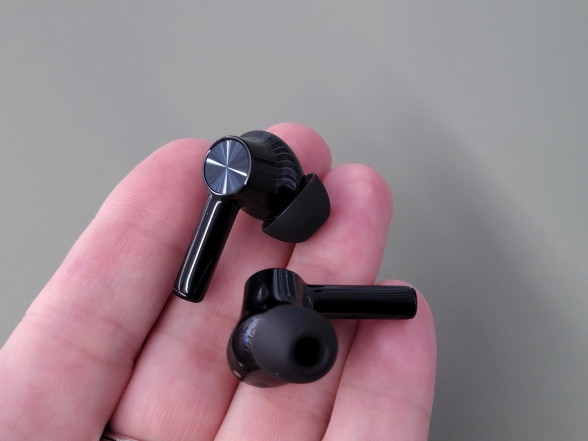 OnePlus Buds Z2 Review: Solid ANC Earbuds For Under $100