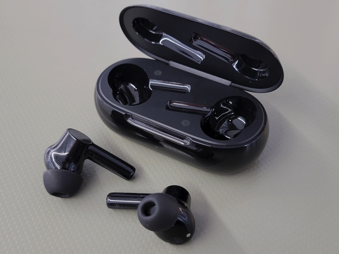 OnePlus Buds Z2 Review: Solid ANC Earbuds For Under $100