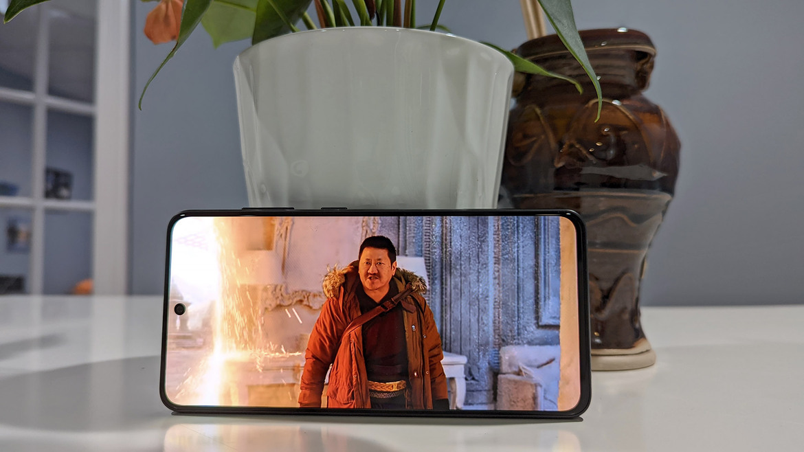 Samsung Galaxy S21 FE Review: Full-Featured Yet Affordable