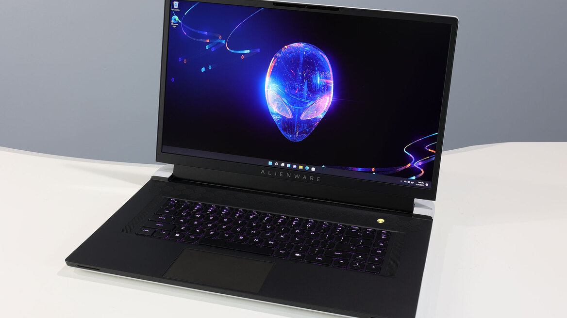 Alienware x17 R2 Review: An Alder Lake-H And RTX 3080 Ti Gaming Battleship
