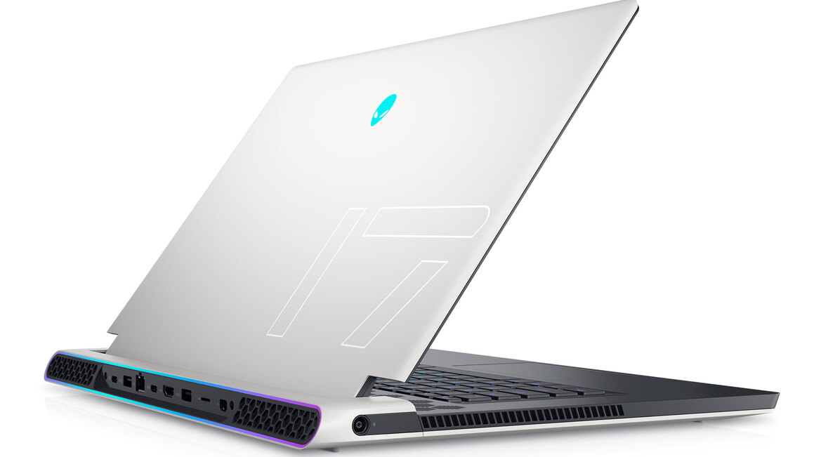 Alienware x17 R2 Review: An Alder Lake-H And RTX 3080 Ti Gaming Battleship