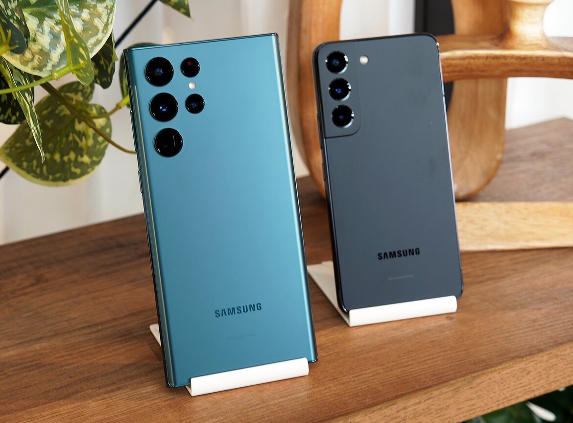 Unpacking Samsung's Hot New Galaxy S22 And Tab S8 Flagships, A Hands-On First Look