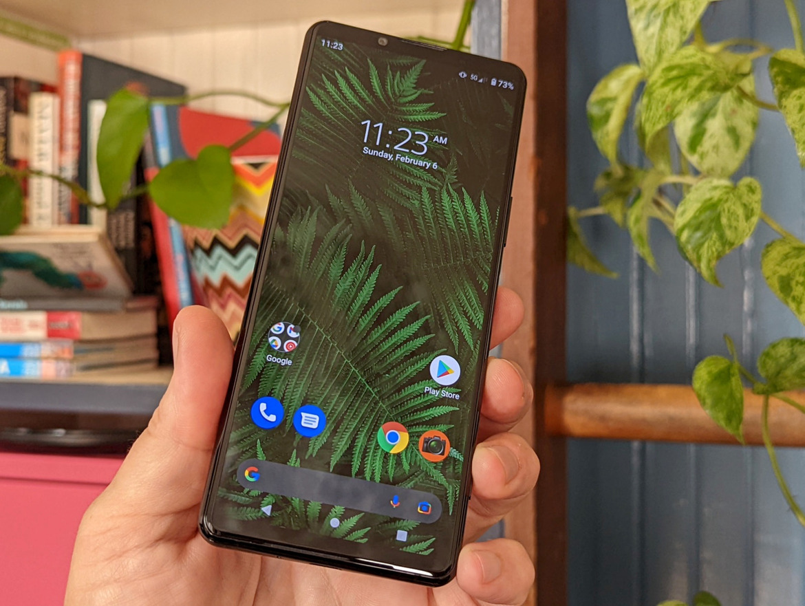 Sony Xperia 5 iii Review: Petite Android Phone With Camera Chops