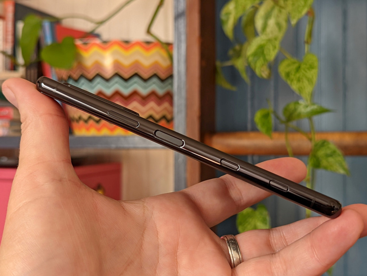 Sony Xperia 5 iii Review: Petite Android Phone With Camera Chops