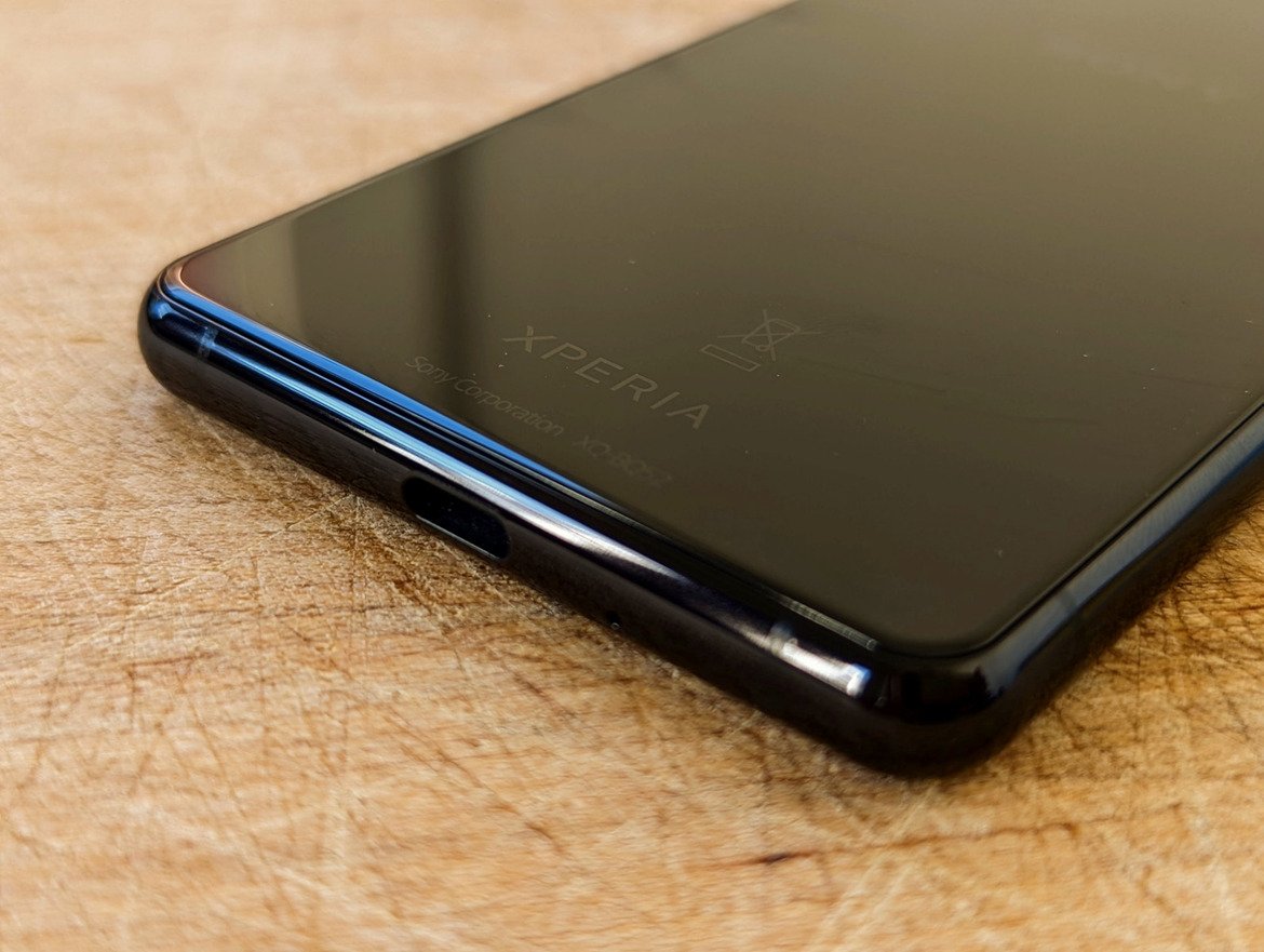 Sony Xperia 5 iii Review: Petite Android Phone With Camera Chops