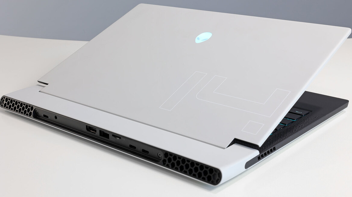Alienware x14 Laptop Review: Potent, Petite Gaming Prowess