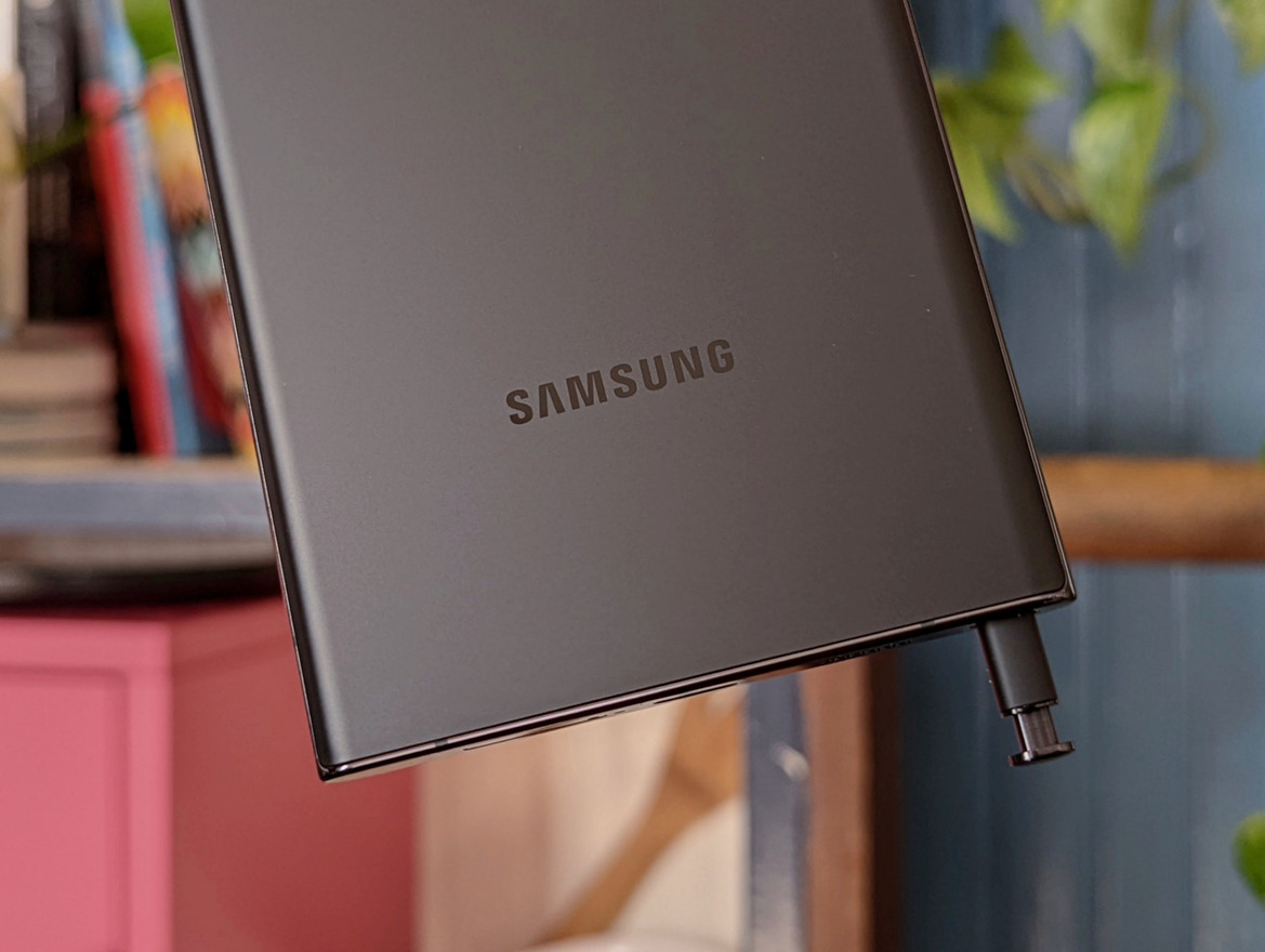Samsung Galaxy S22 Ultra And S22+ Review: Ultimate Android Flagships