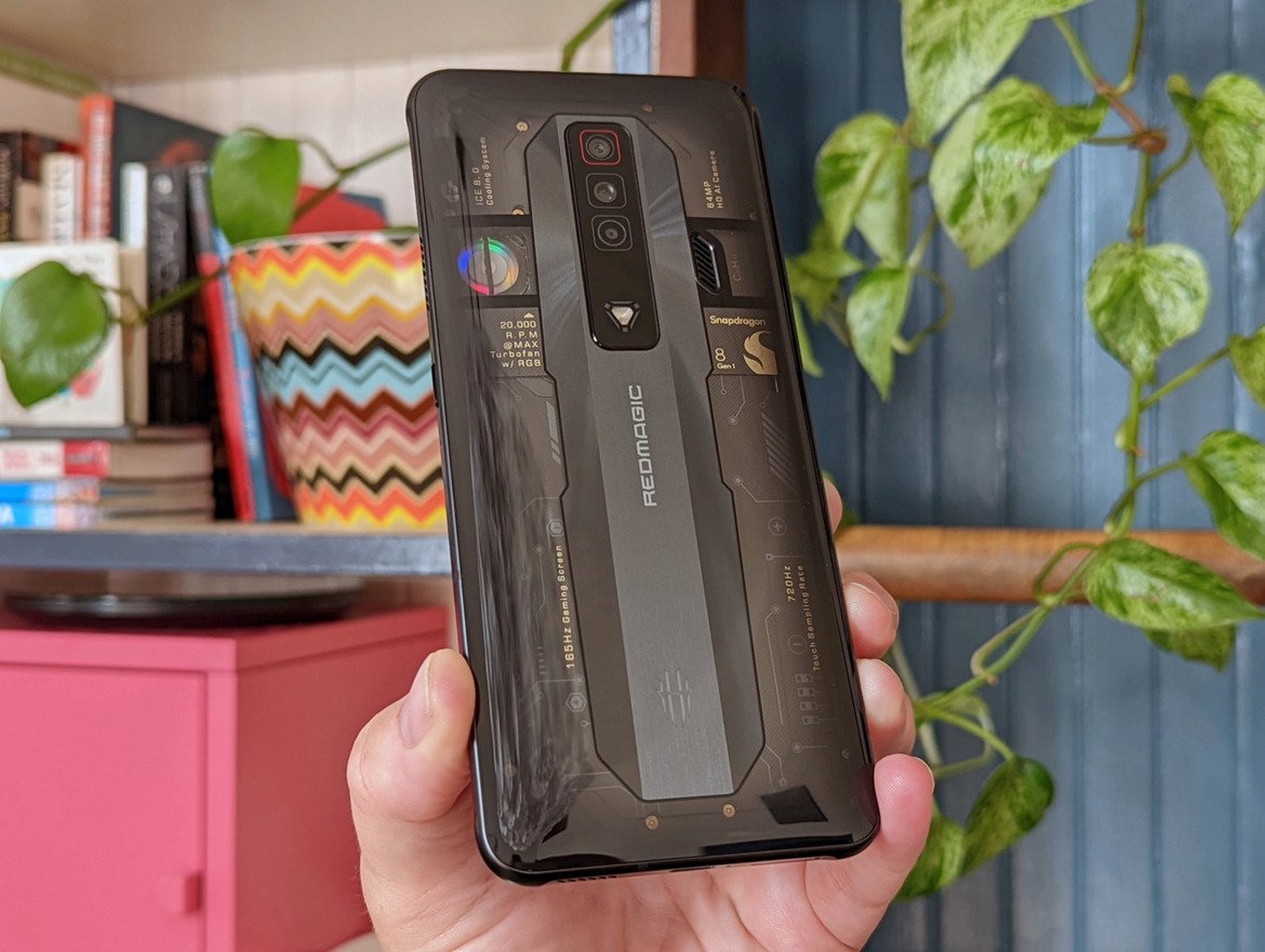 RedMagic 7 Review: A Crazy-Fast, Affordable Snapdragon Gaming Phone