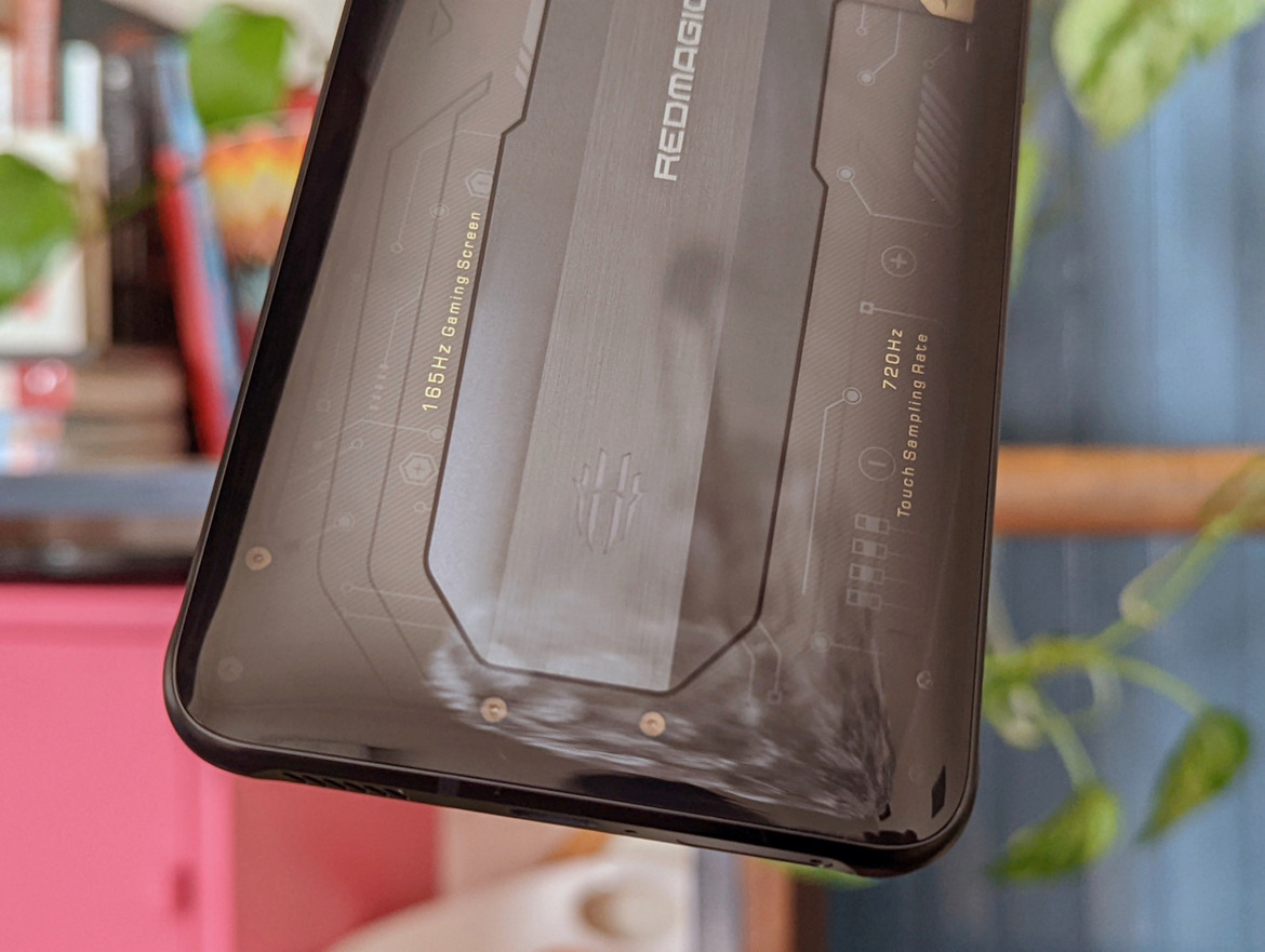 RedMagic 7 Review: A Crazy-Fast, Affordable Snapdragon Gaming Phone