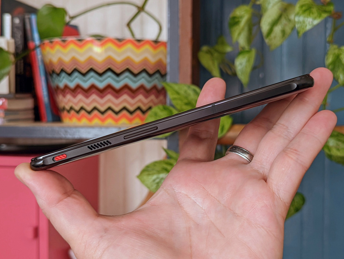RedMagic 7 Review: A Crazy-Fast, Affordable Snapdragon Gaming Phone