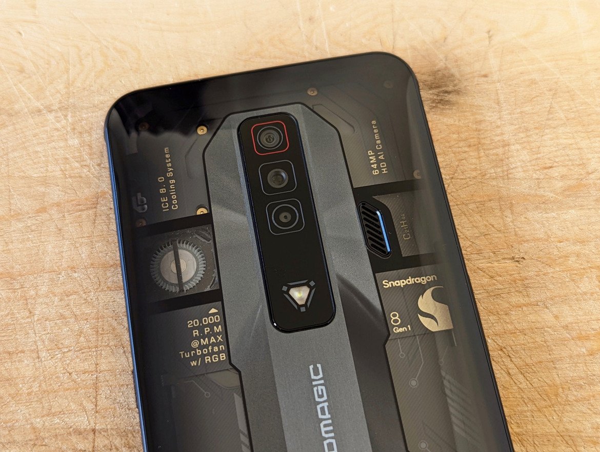 RedMagic 7 Review: A Crazy-Fast, Affordable Snapdragon Gaming Phone