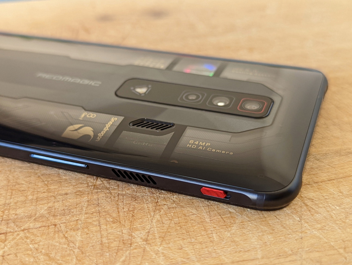 RedMagic 7 Review: A Crazy-Fast, Affordable Snapdragon Gaming Phone