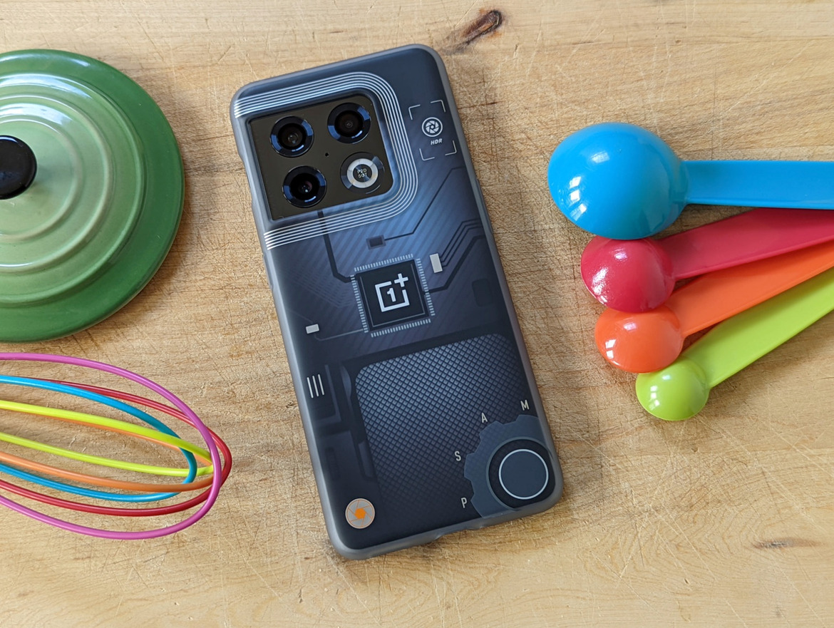 OnePlus 10 Pro Review: A Solid Android Flagship With Innovative Cameras