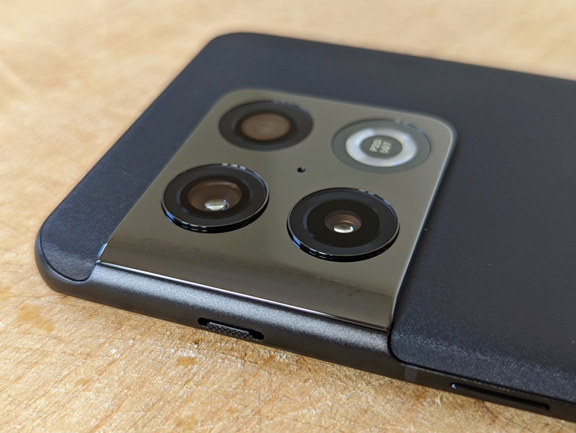 OnePlus 10 Pro Review: A Solid Android Flagship With Innovative Cameras