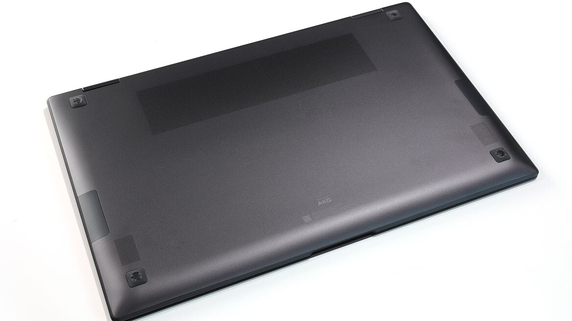 Samsung Galaxy Book2 Pro 360 Laptop Review: Svelte Stunner