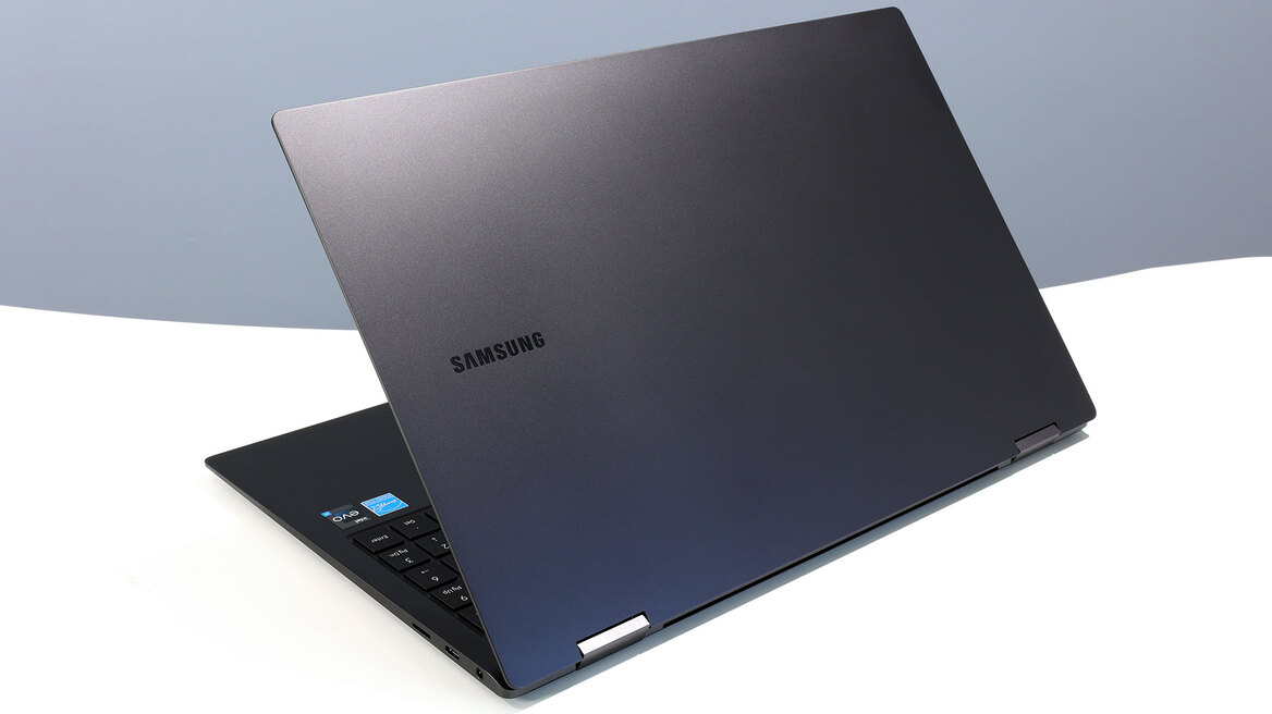 Samsung Galaxy Book2 Pro 360 Laptop Review: Svelte Stunner
