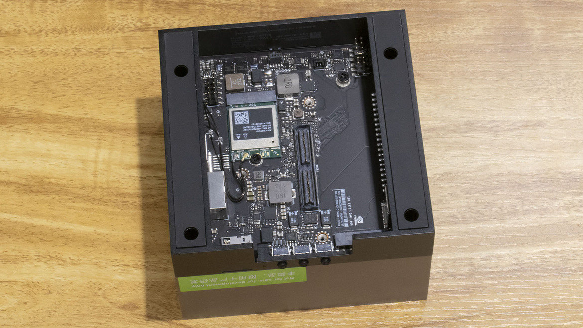 NVIDIA Jetson AGX Orin Dev-Kit Eval: Inside An AI Robot Brain