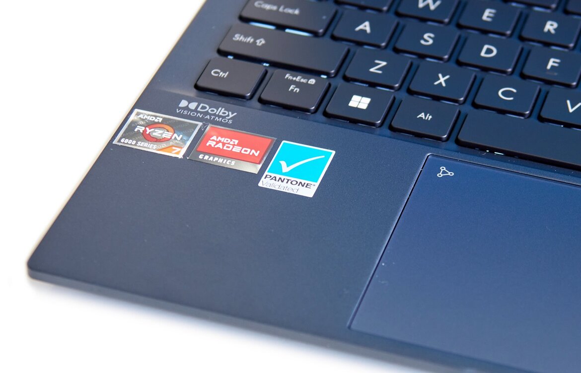 ASUS Zenbook S 13 OLED Laptop Review: Ryzen 6000U Rocks