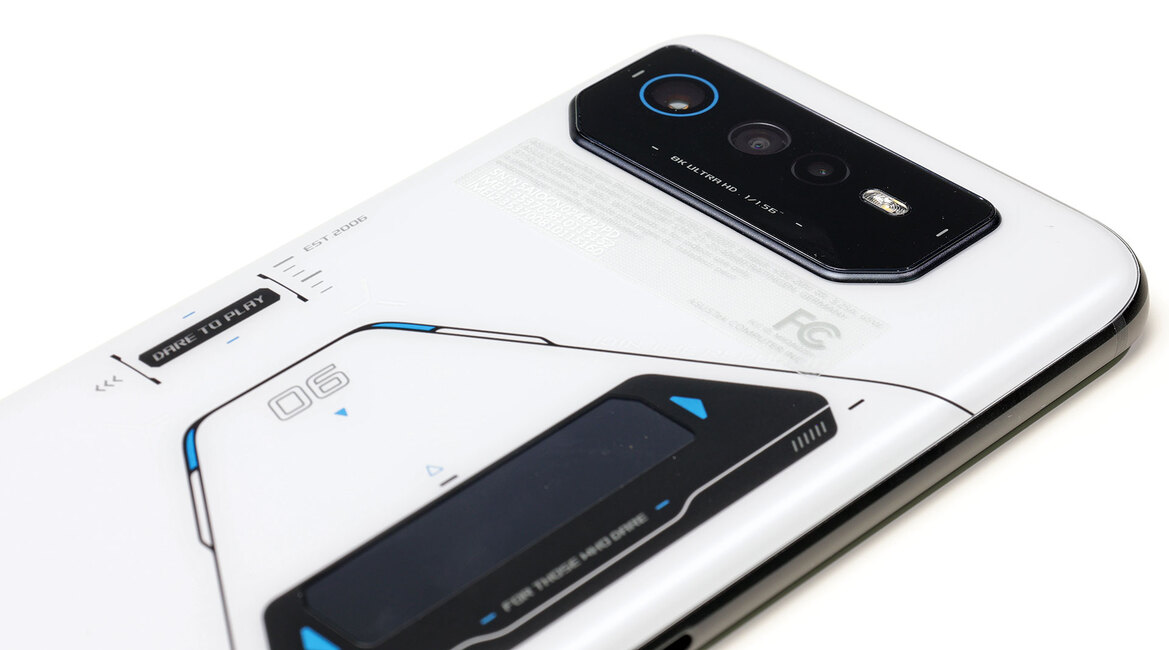 ASUS ROG Phone 6 Hands-On Performance Review: Gaming Beast