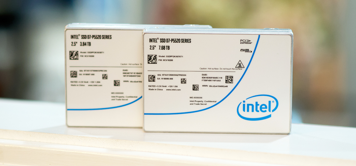 Solidigm SSD D7-P5520 Review: Big, Fast NVMe Cloud Storage
