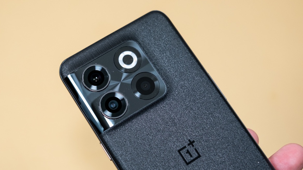 OnePlus 10T Review: Crazy-Fast Phone, Charges Even Faster