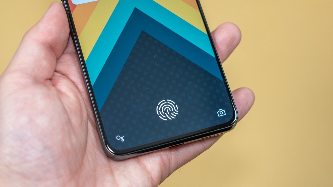 OnePlus 10T Review: Crazy-Fast Phone, Charges Even Faster