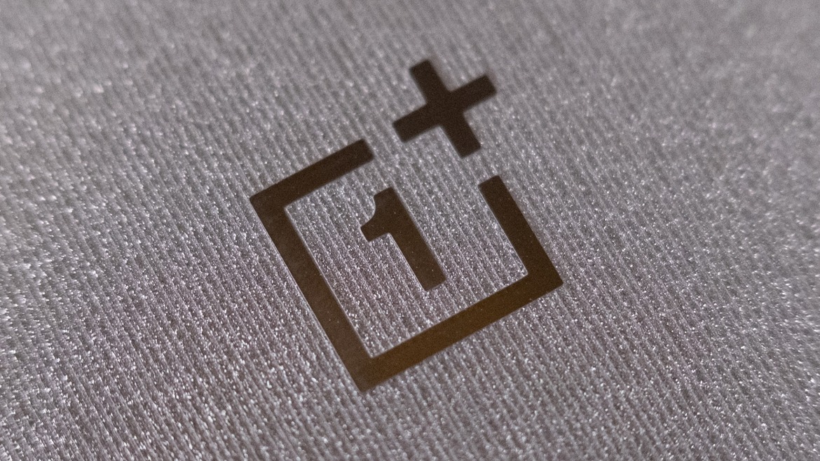 OnePlus 10T Review: Crazy-Fast Phone, Charges Even Faster