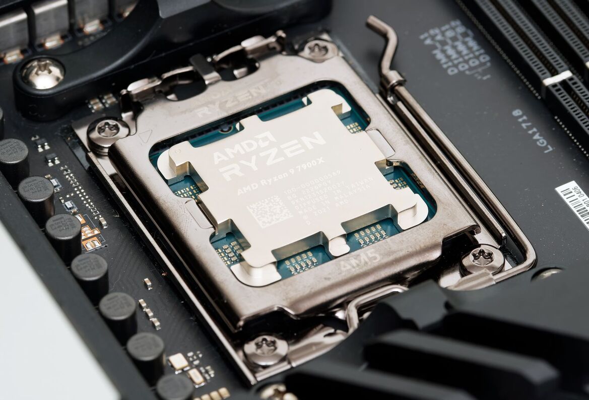 AMD Ryzen 9 7900X And 7950X CPU Review: Fantastic Zen 4 Performance Gains