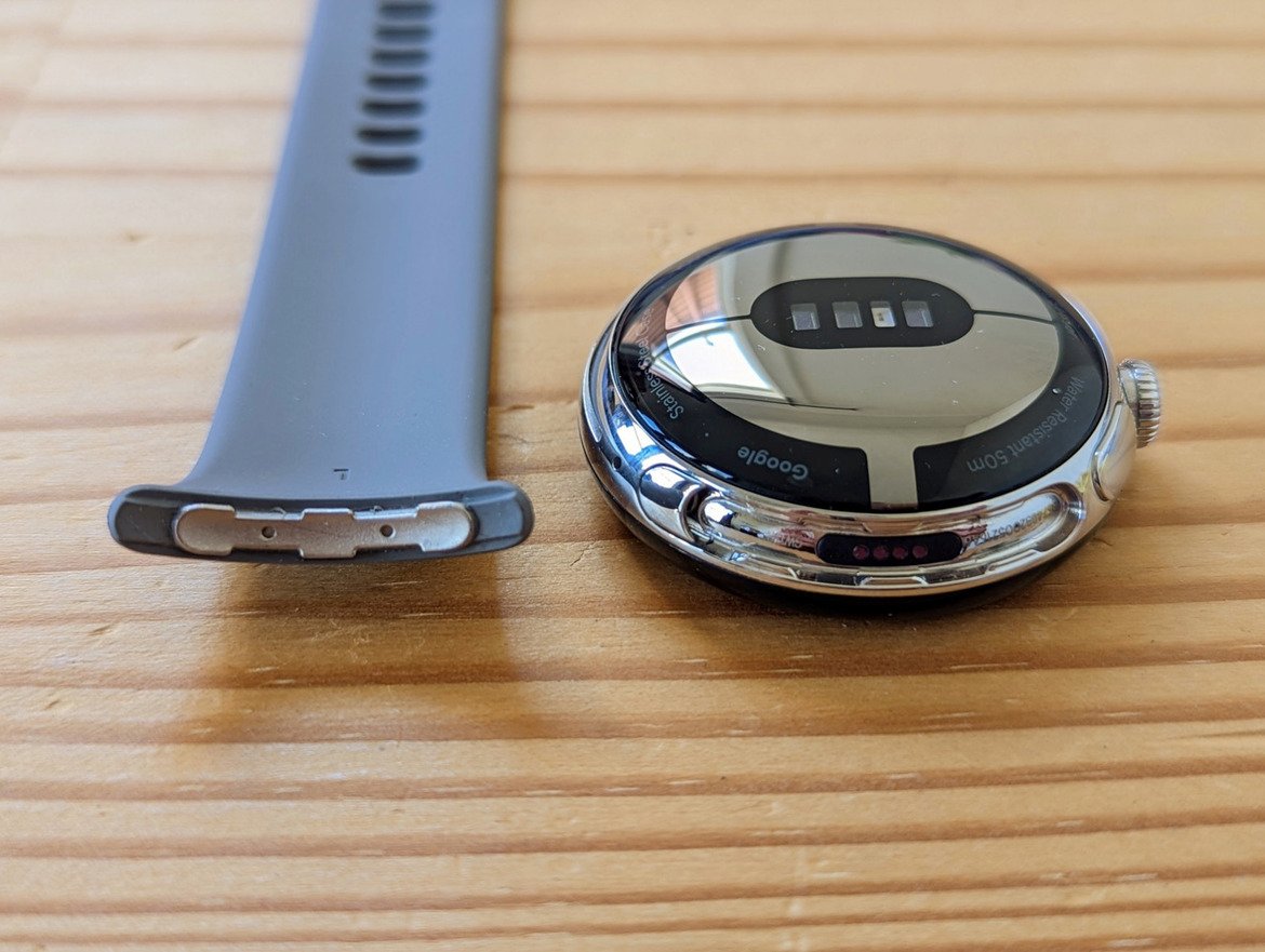 Google Pixel Watch Review: A Break-Out First Effort