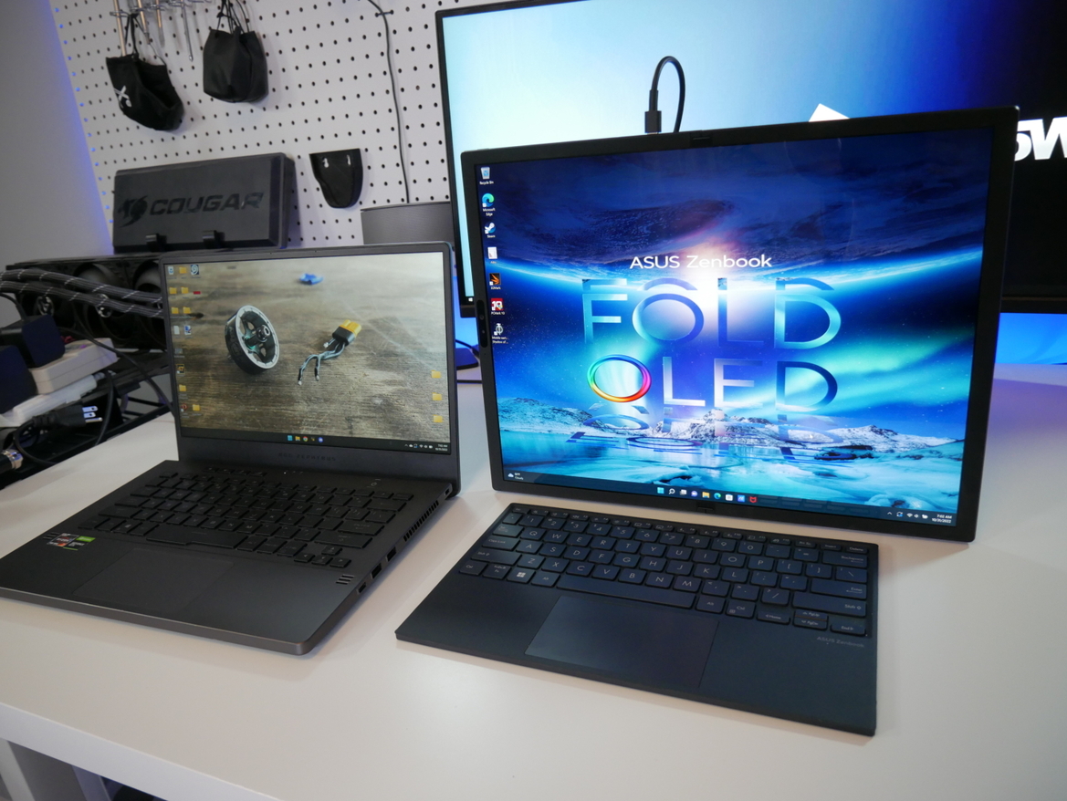 ASUS Zenbook 17 Fold OLED Review: Premium, Feature-Rich Foldable