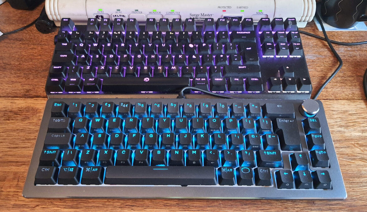 Cooler Master CK720 Review: Compact Hot-Swap Mechanical Keyboard