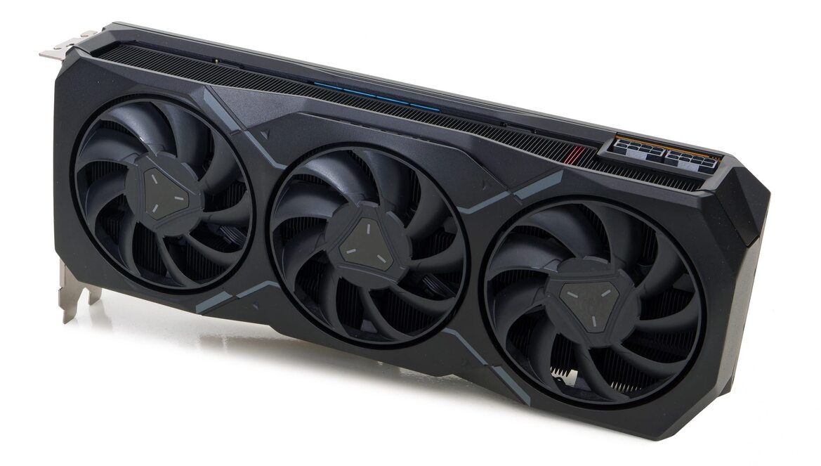AMD Radeon RX 7900 XTX & 7900 XT Review: RDNA 3 Brings Big Gains