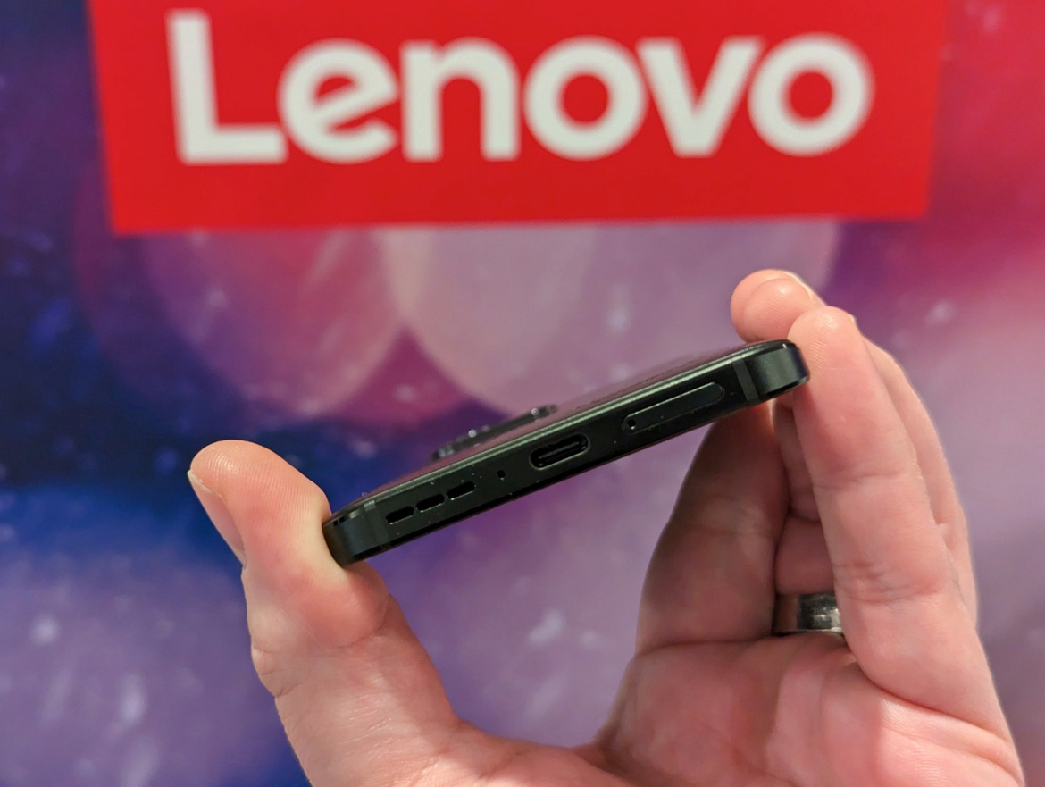 Lenovo ThinkPad DNA Comes To Android: ThinkPhone By Motorola Hands-On First Look