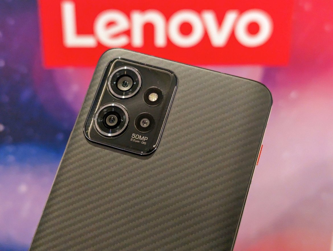 Lenovo ThinkPad DNA Comes To Android: ThinkPhone By Motorola Hands-On First Look