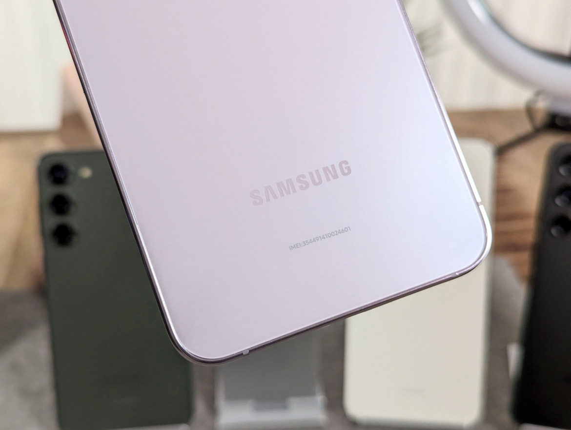 Samsung Galaxy S23 Series Hands-On: Familiar Phones, Custom Snapdragon Superpowers