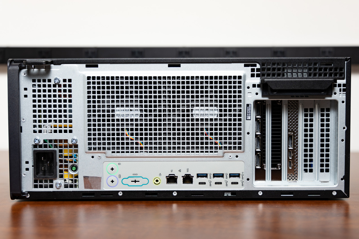Dell Precision 7865 Workstation Review: Cool & Quiet 64-Core Powerhouse