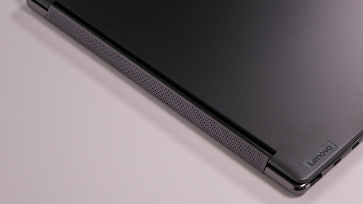 Lenovo Yoga 9i Gen 8 Review: 14-Inch 2-In-1 Laptop Excellence