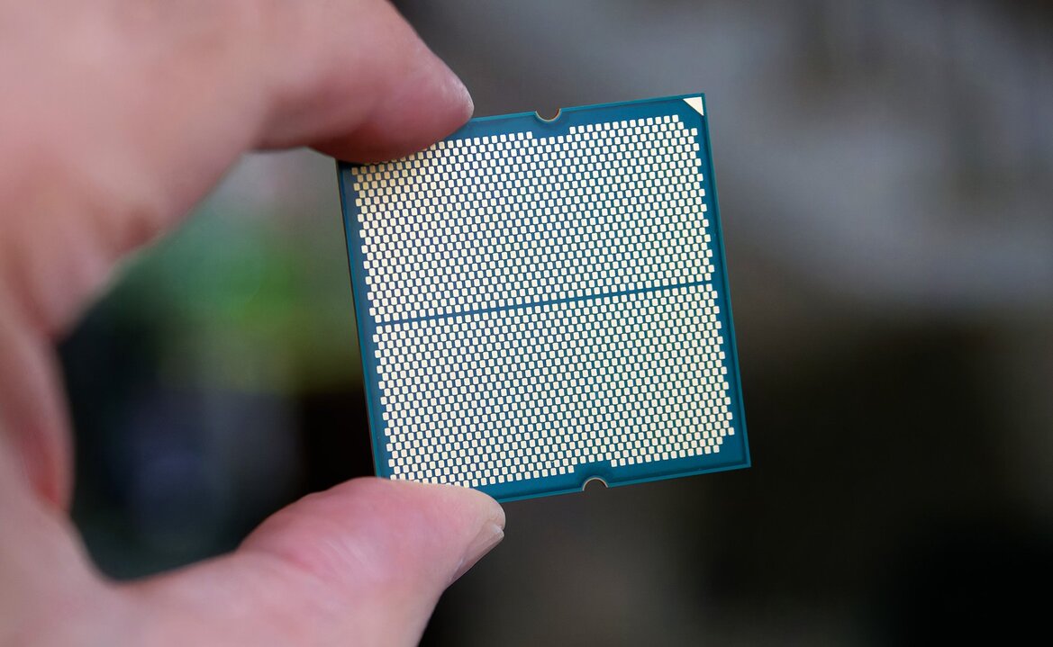 AMD Ryzen 7 7800X3D Review: Return Of The PC Gaming King