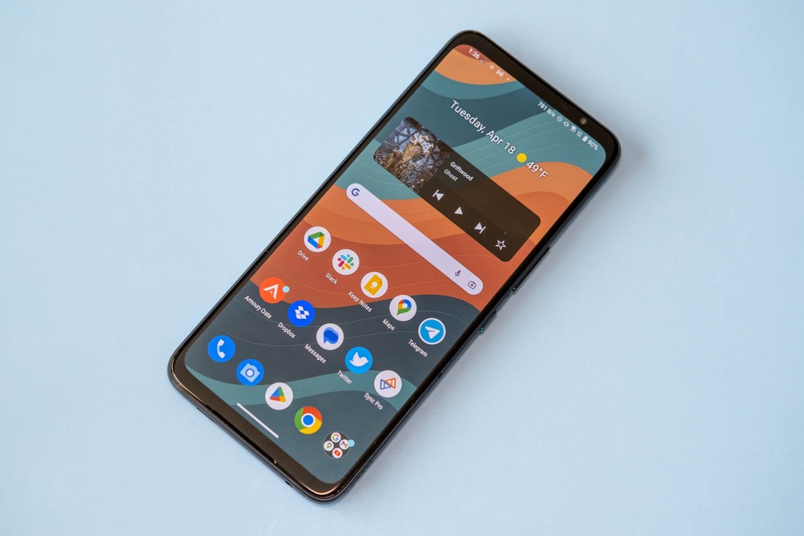ASUS ROG Phone 7 Ultimate Review: A Mobile Gaming Powerhouse