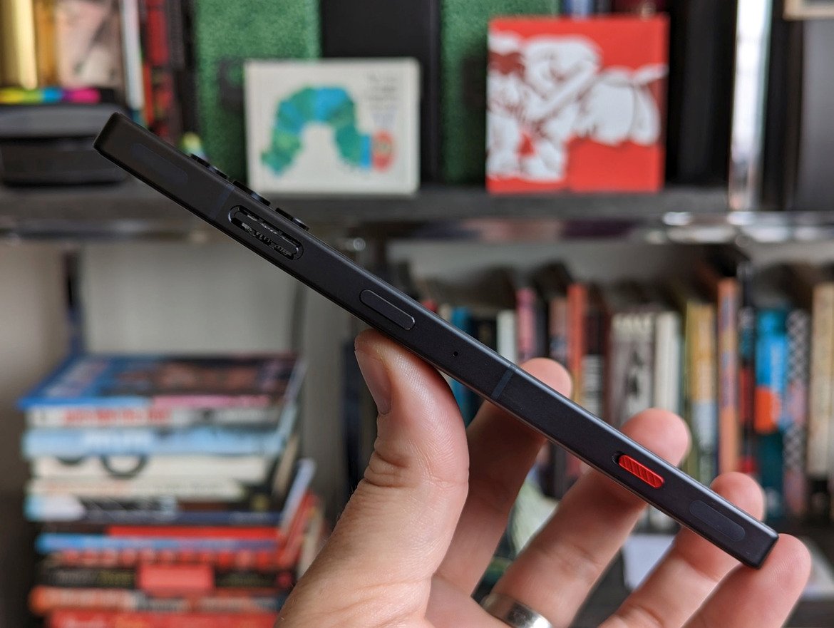 RedMagic 8 Pro Review: A Hot Android Gaming Value Phone