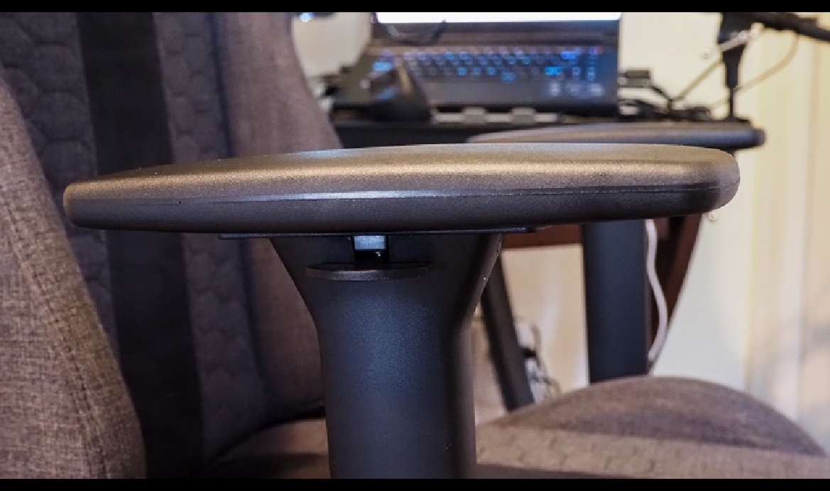 Corsair TC100 Gaming Chair Review: Affordable Champion's Throne