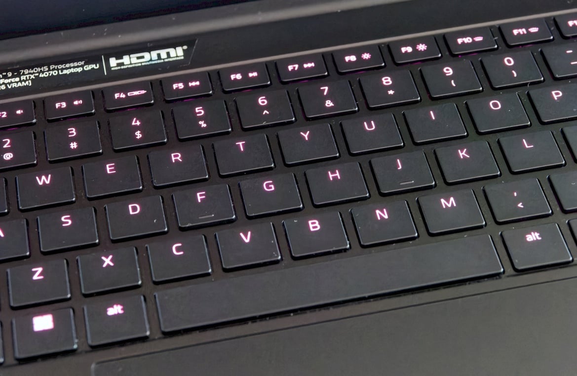 Razer Blade 14 Review: Zen 4 Ryzen-Powered Mobile Powerhouse