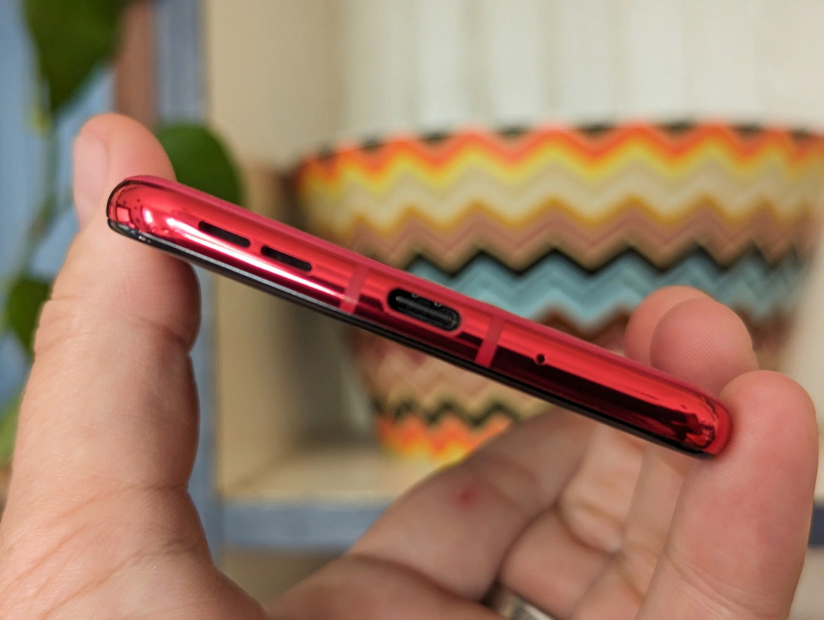 Motorola Razr+ (2023) Review: The Folding Flip Phone, Reinvented