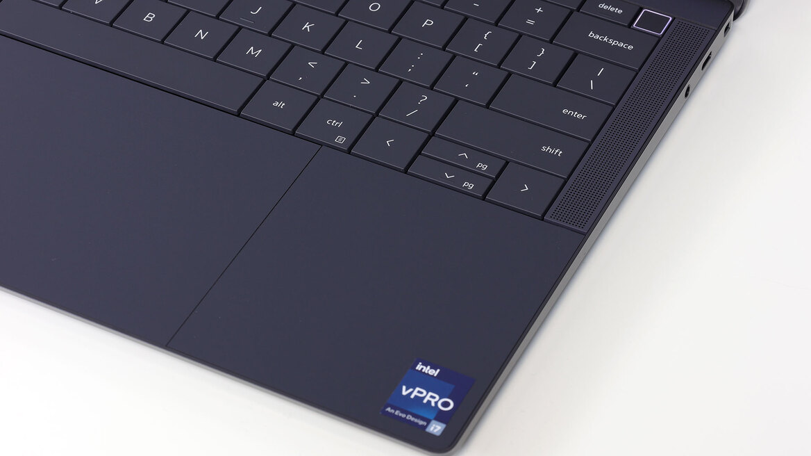 Dell Latitude 9440 Review: 14-Inch 2-In-1 Laptop Superiority
