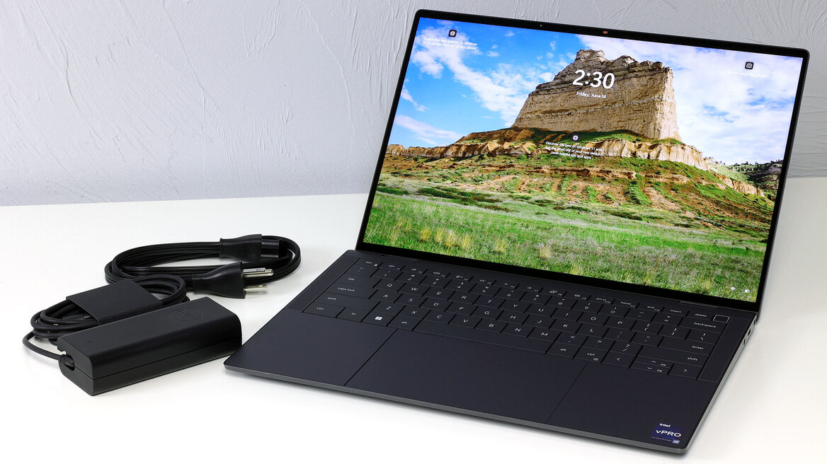 Dell Latitude 9440 Review: 14-Inch 2-In-1 Laptop Superiority